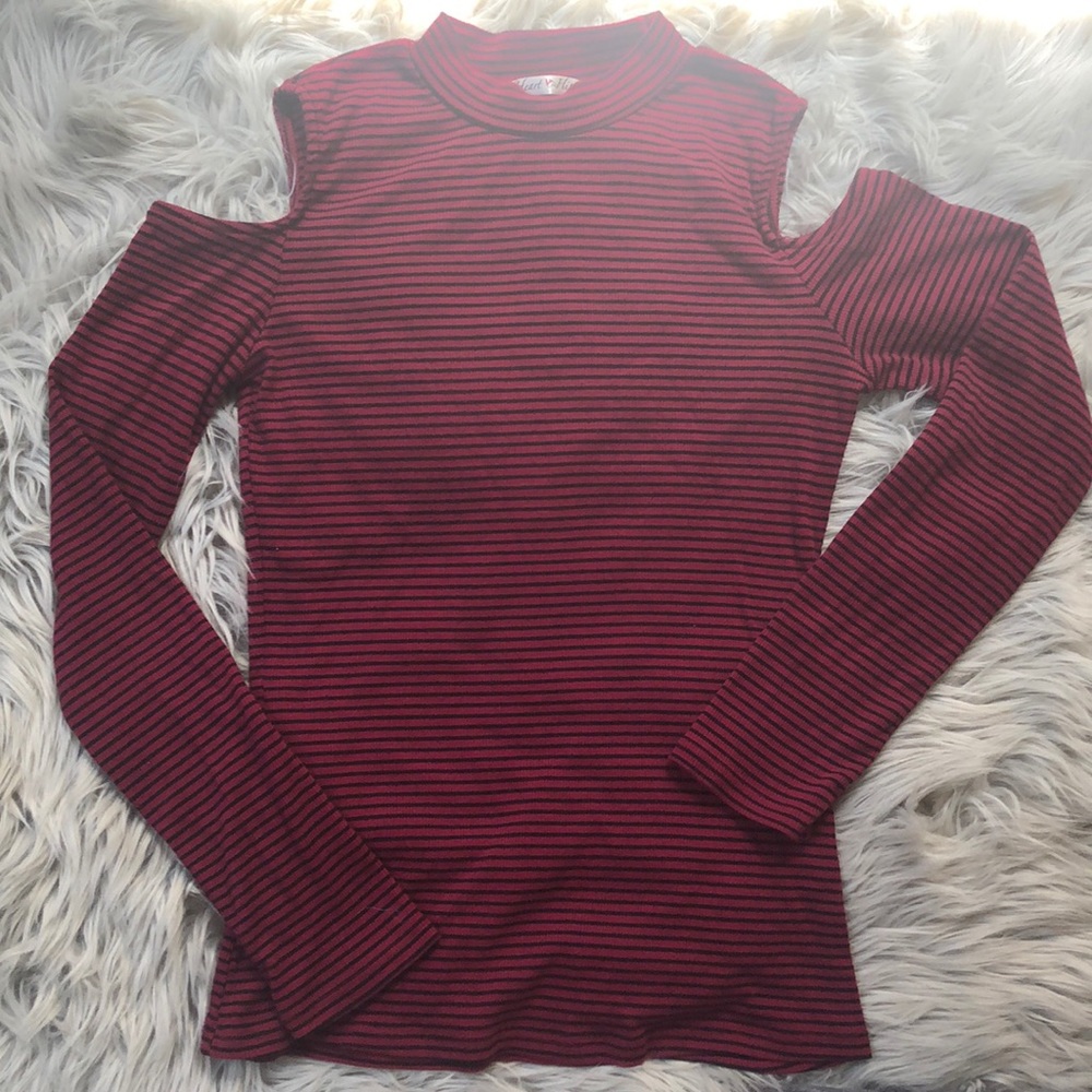 Open shoulder long sleeve striped top